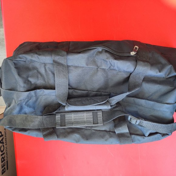 Sport / cargo duffel bag with shoulder strap / handle black colour - Picture 3 of 4